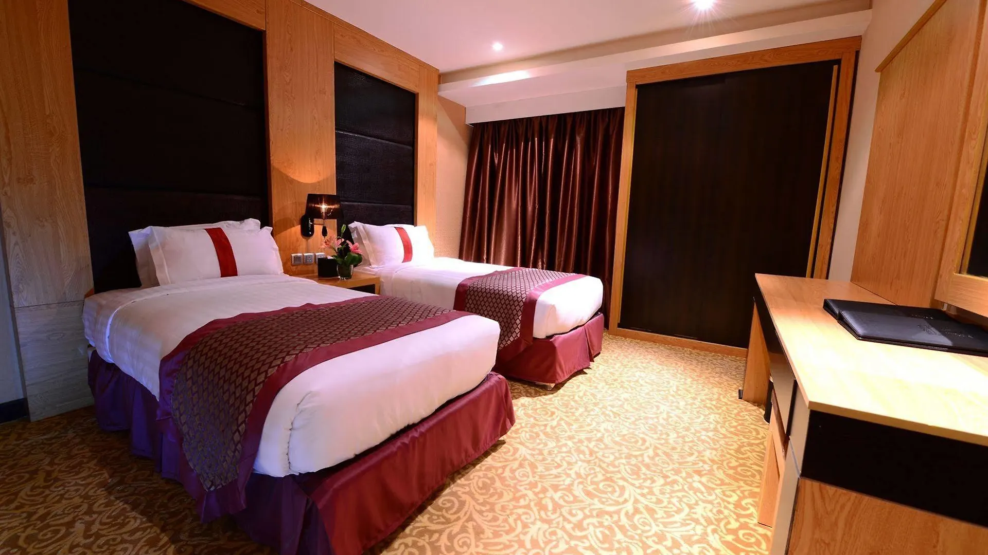 Obaer Hotel Эр-Рияд